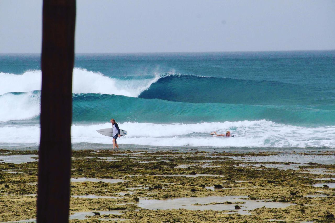 Baturundung Surf Resort Naibos Exterior foto